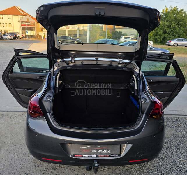 Opel Astra J 1.7 CDTI N.A.V.I