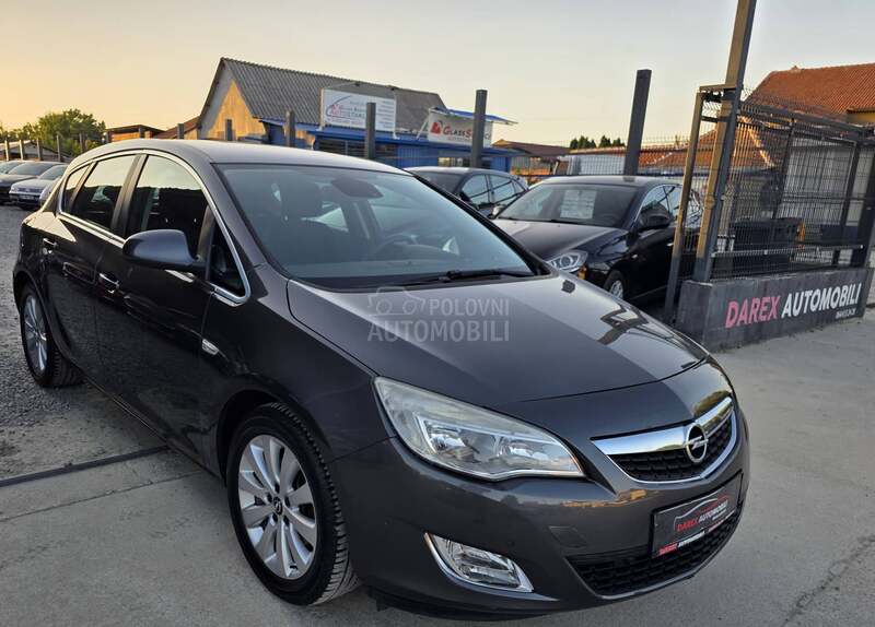 Opel Astra J 1.7 CDTI N.A.V.I