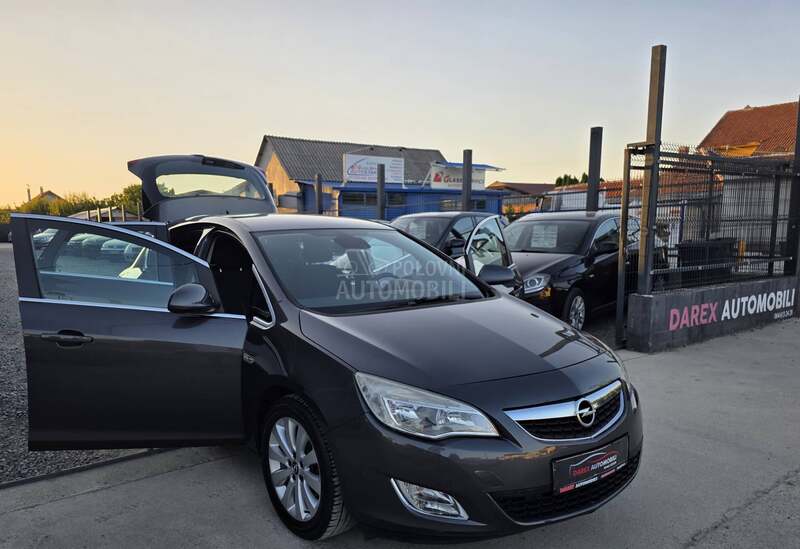 Opel Astra J 1.7 CDTI N.A.V.I