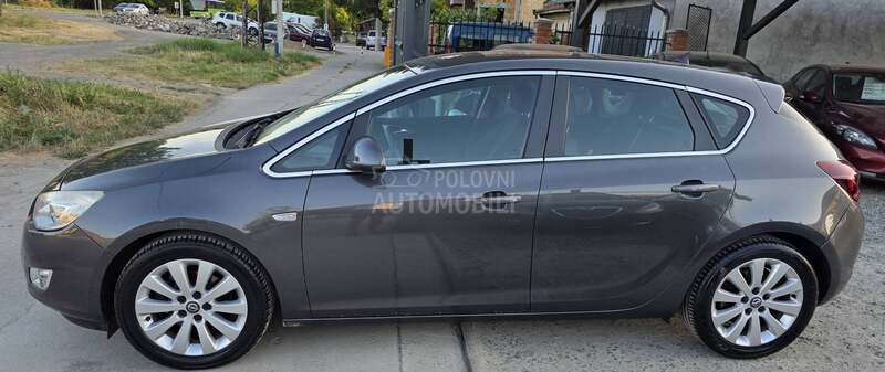 Opel Astra J 1.7 CDTI N.A.V.I