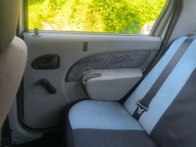 Dacia Logan 