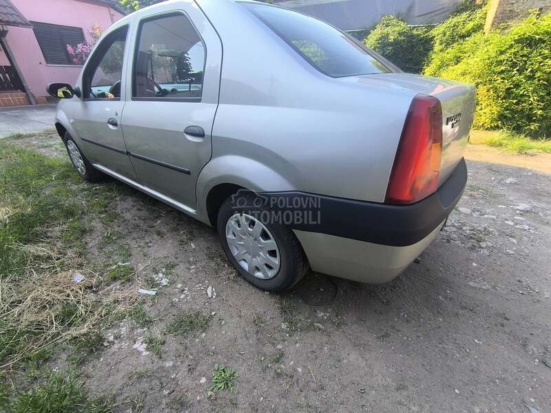Dacia Logan 