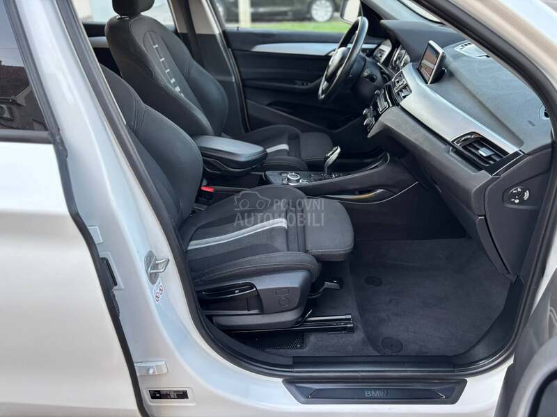BMW X1 18d LCI AUT LED NAVl