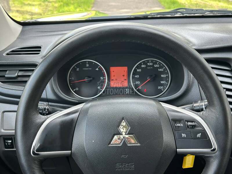 Mitsubishi L200 2.4 dc invite