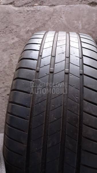 Bridgestone 215/55 R17 Letnja