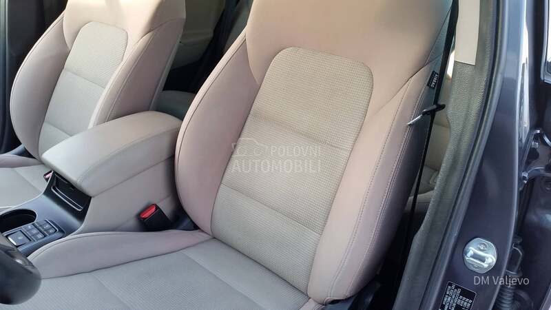 Hyundai Tucson 2.0 CRDI/4WD/AUT/T0P