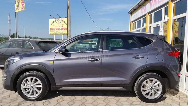 Hyundai Tucson 2.0 CRDI/4WD/AUT/T0P