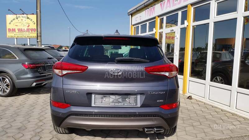Hyundai Tucson 2.0 CRDI/4WD/AUT/T0P