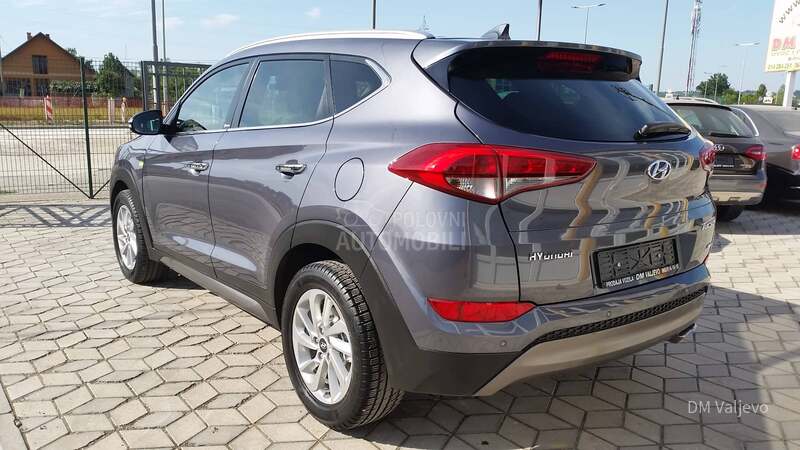 Hyundai Tucson 2.0 CRDI/4WD/AUT/T0P
