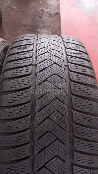 Pirelli 245/45 R18 Zimska