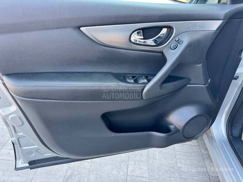 Nissan Qashqai 1.3 DIG-T N-Connecta