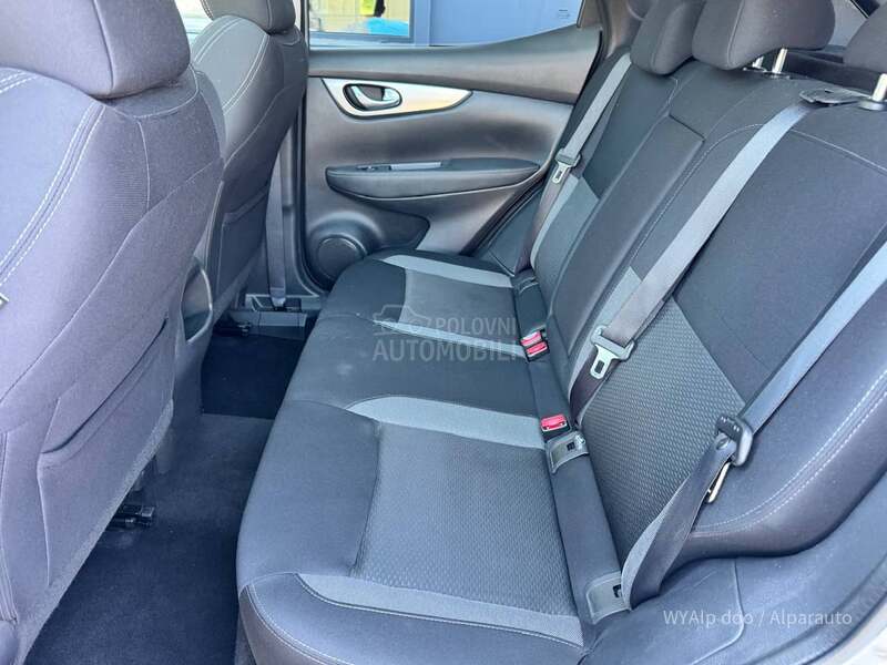 Nissan Qashqai 1.3 DIG-T N-Connecta