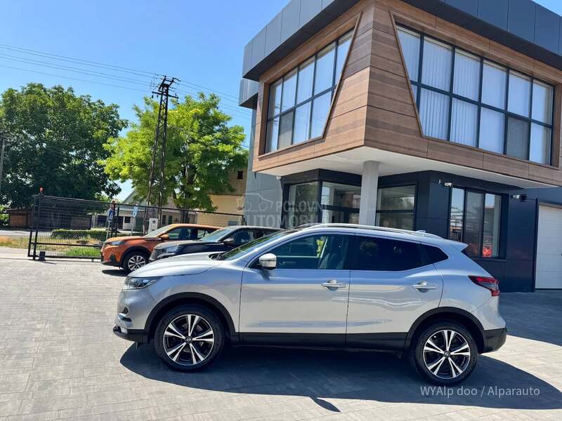 Nissan Qashqai 1.3 DIG-T N-Connecta
