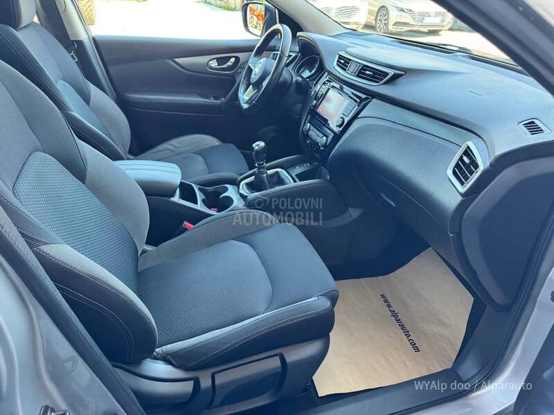Nissan Qashqai 1.3 DIG-T N-Connecta