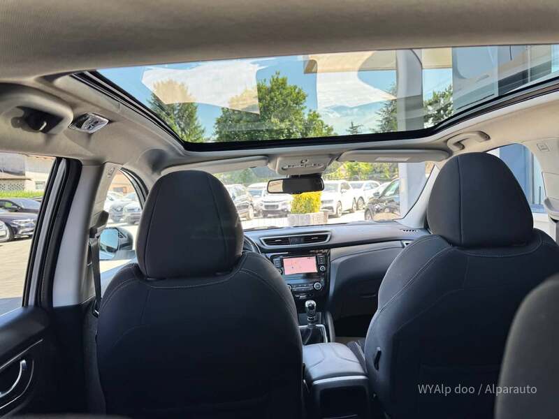Nissan Qashqai 1.3 DIG-T N-Connecta