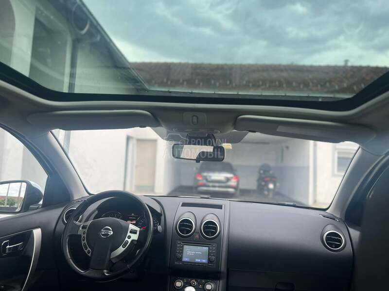 Nissan Qashqai 1.5 DCI PANO