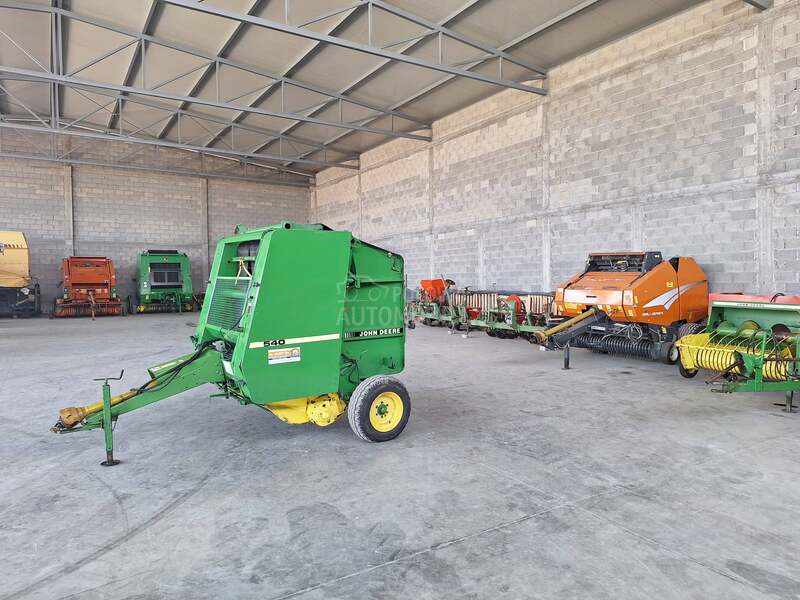 Claas Rollant 44 Dodavač Mase