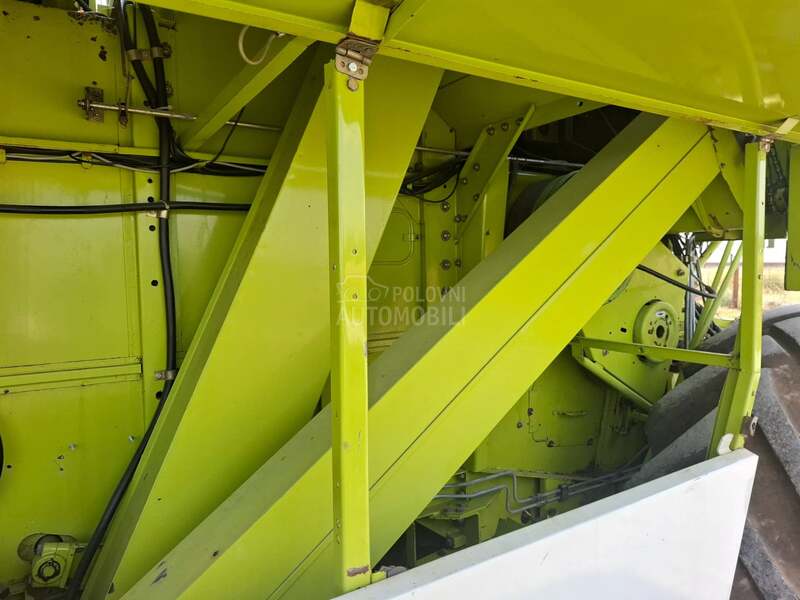 Claas DOMINATOR 68