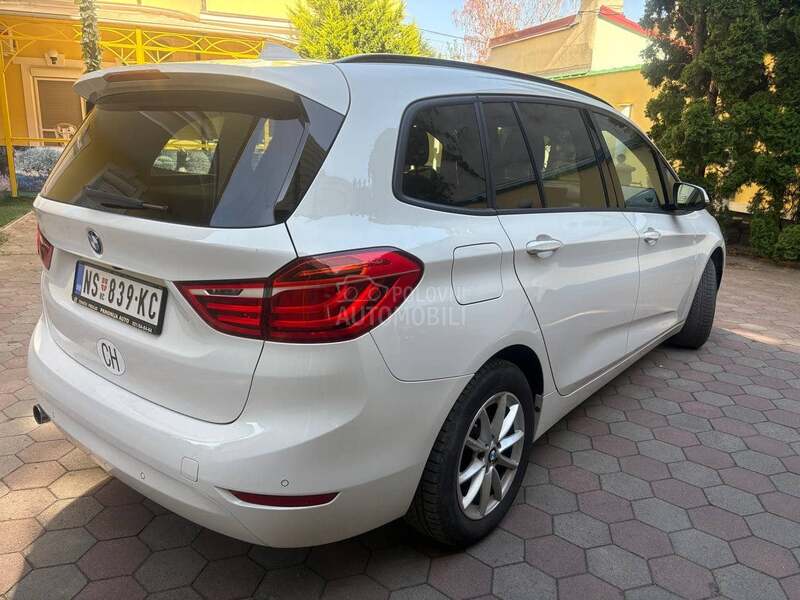 BMW 218 2.0