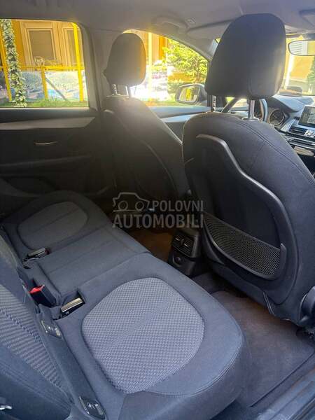 BMW 218 2.0
