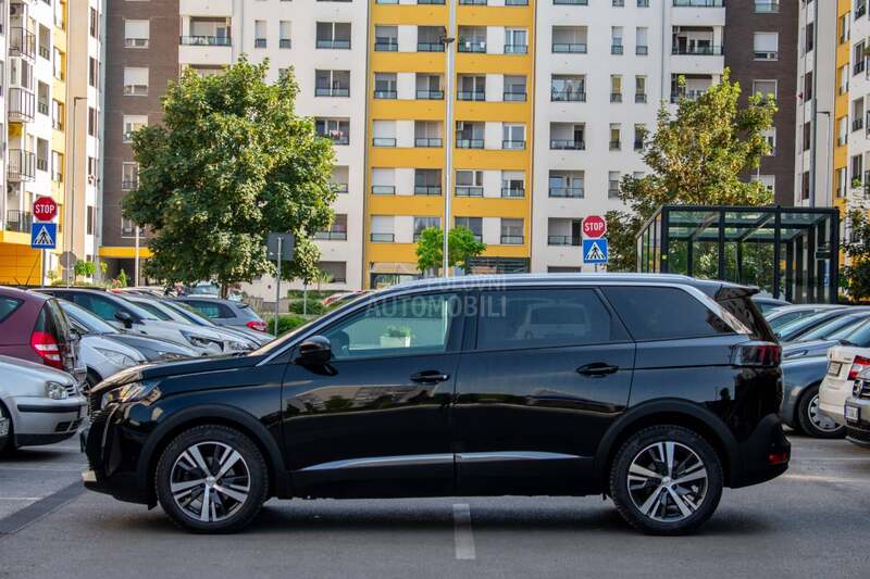 Peugeot 5008 1.5hdi ALLURE 7 sed