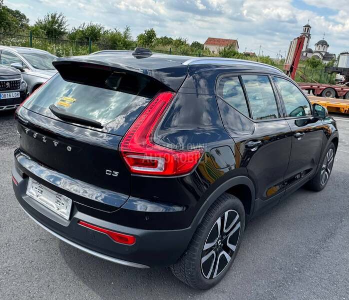 Volvo XC40 2,0D Black edit