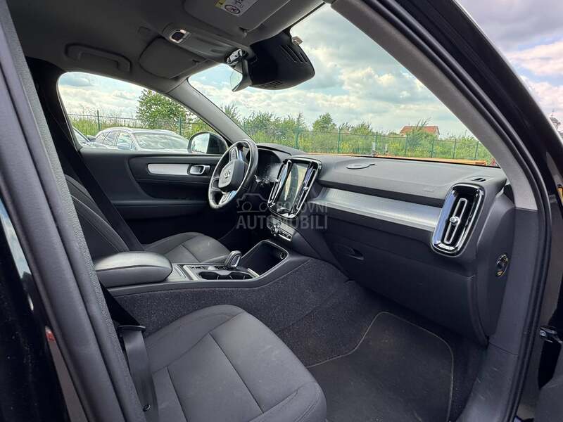 Volvo XC40 2,0D Black edit