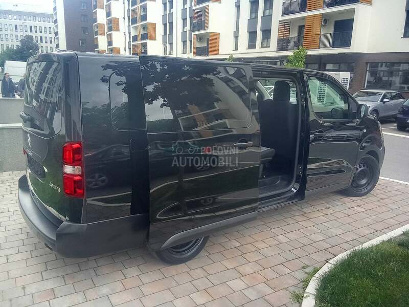Citroen Jumpy 9 seats