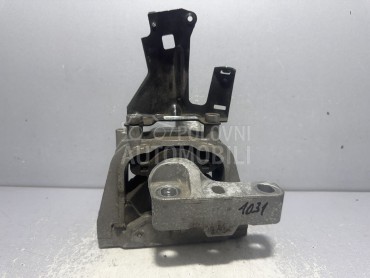 NOSAC MOTORA za Audi Q3