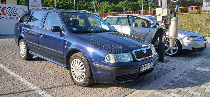 Škoda Octavia 1.6 i