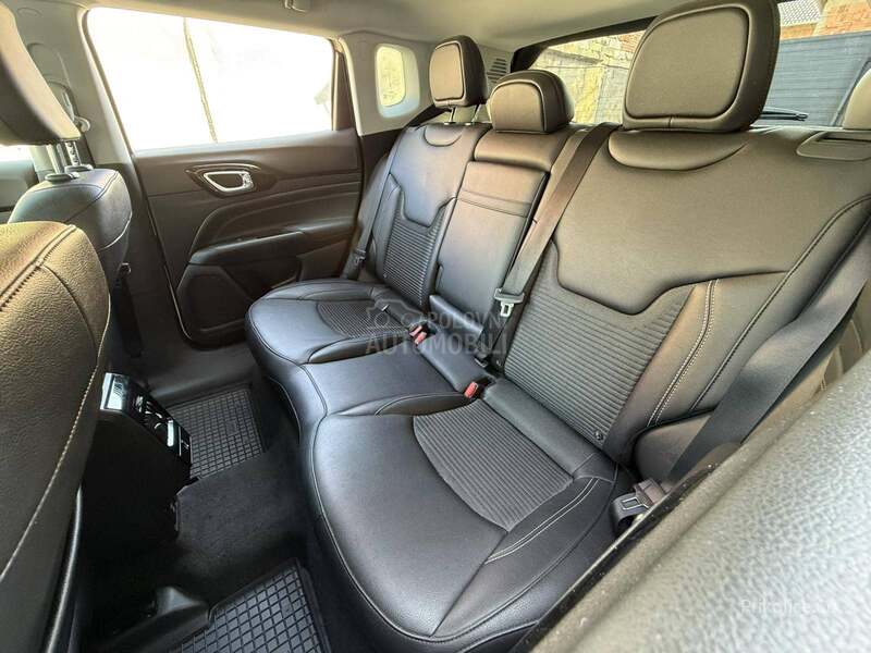 Jeep Compass LIMITED