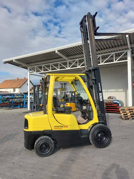 Hyster 3 tone diesel