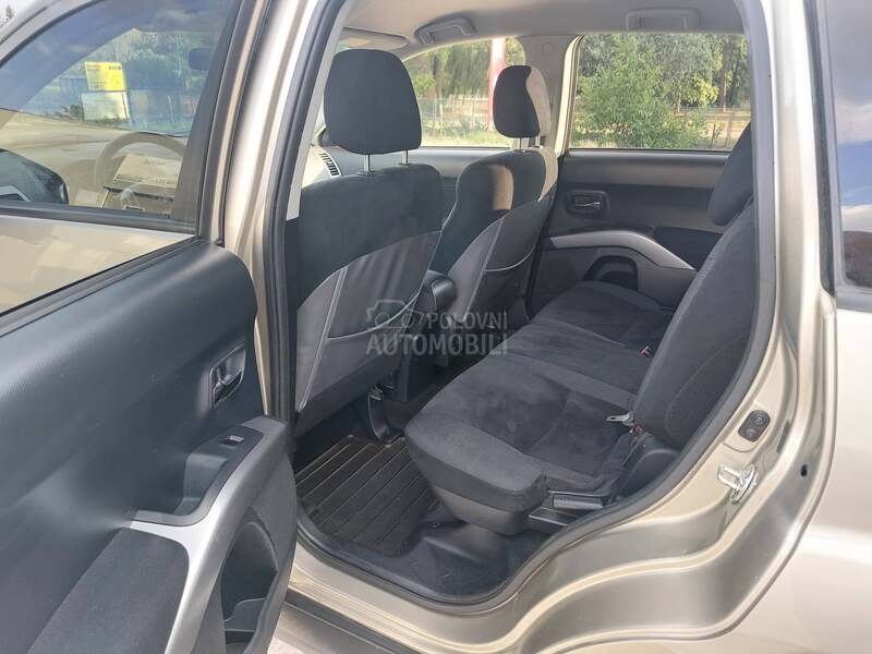 Mitsubishi Outlander 2.0did 4x4