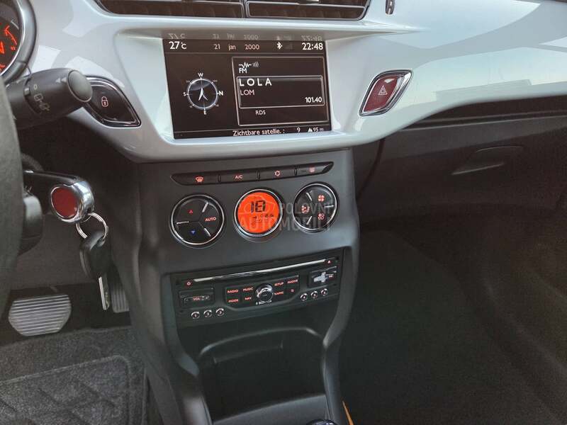 Citroen DS3 BUKVALNO NOV
