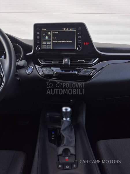Toyota C-HR HYBRID C-ENTER