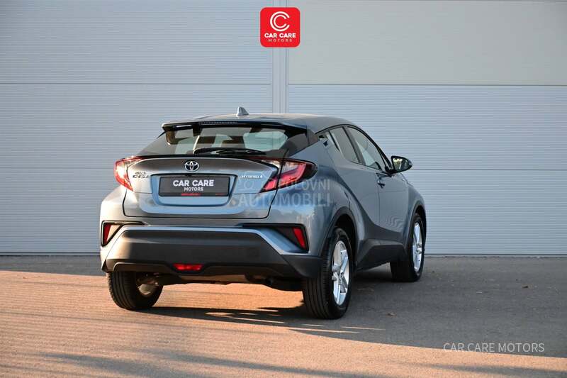 Toyota C-HR HYBRID C-ENTER
