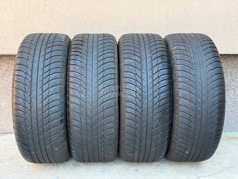 Bridgestone 215/55 R17 Zimska