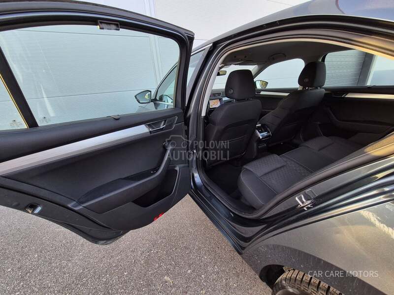 Škoda Superb 2.0 TDI DSG AMBITION