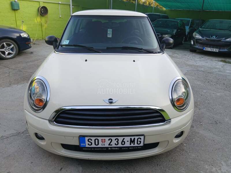MINI One 