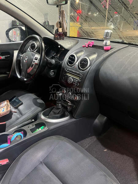Nissan Qashqai + 2 2.0