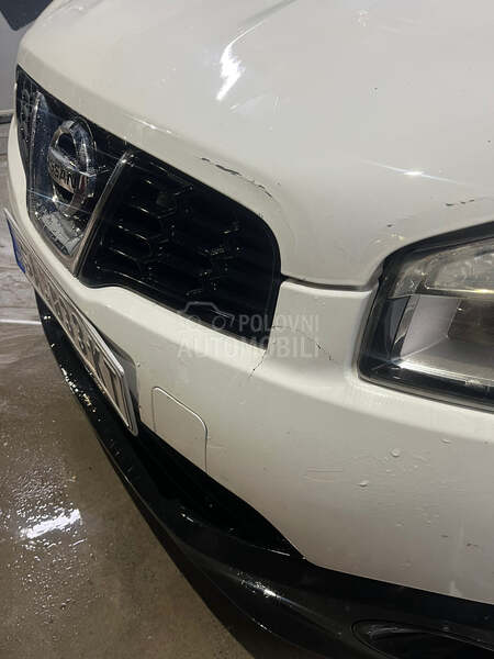 Nissan Qashqai + 2 2.0