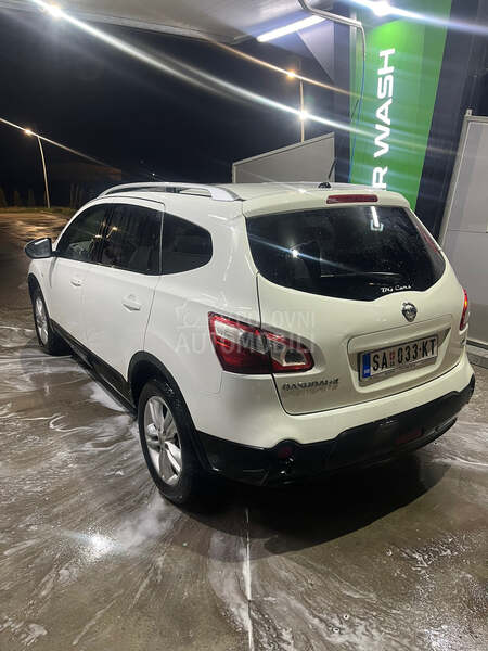 Nissan Qashqai + 2 2.0