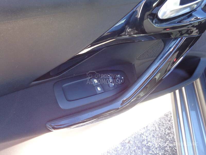 Peugeot 208 1.5 HDI 12/2019