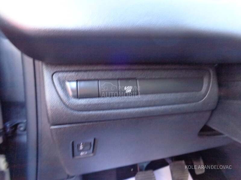 Peugeot 208 1.5 HDI 12/2019