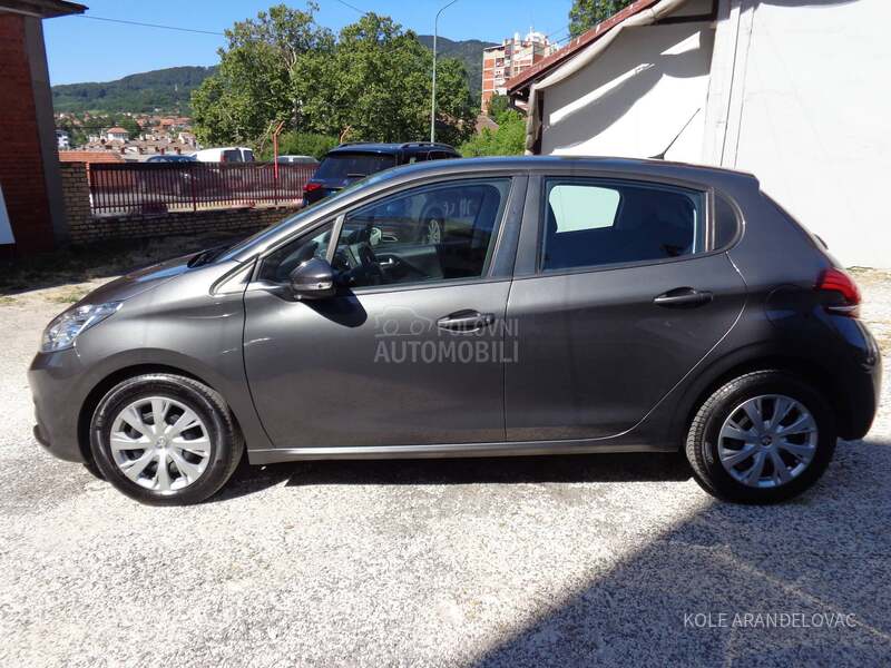 Peugeot 208 1.5 HDI 12/2019
