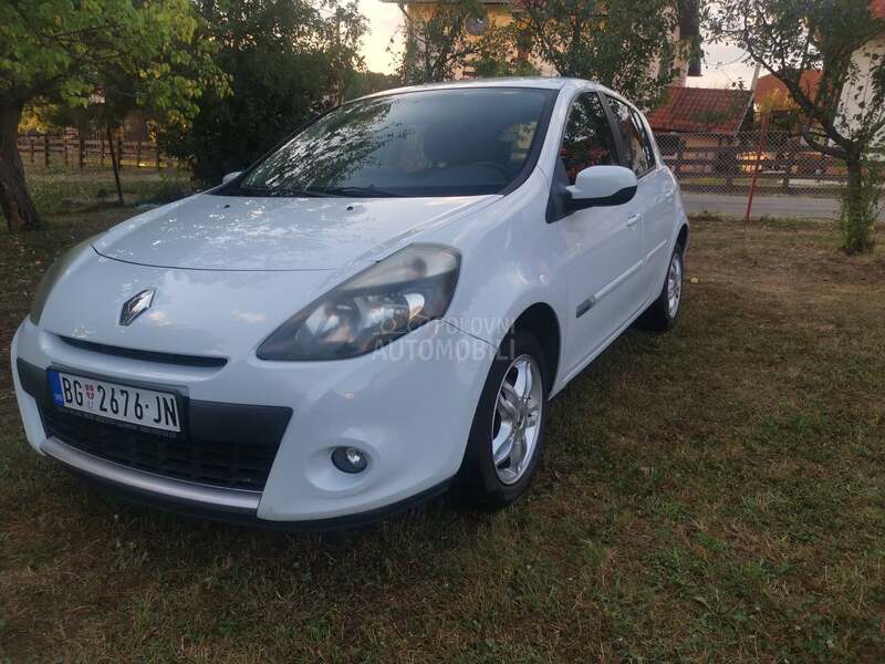Renault Clio O.P.I.S