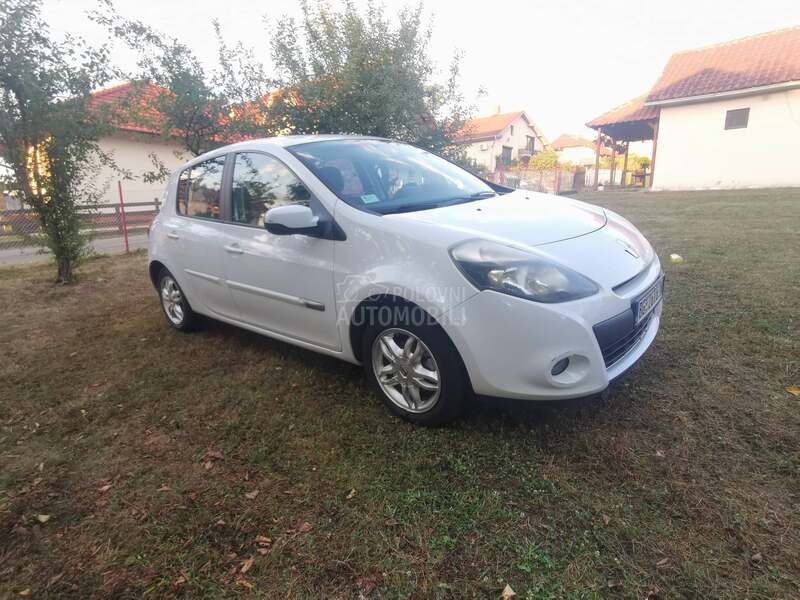 Renault Clio O.P.I.S