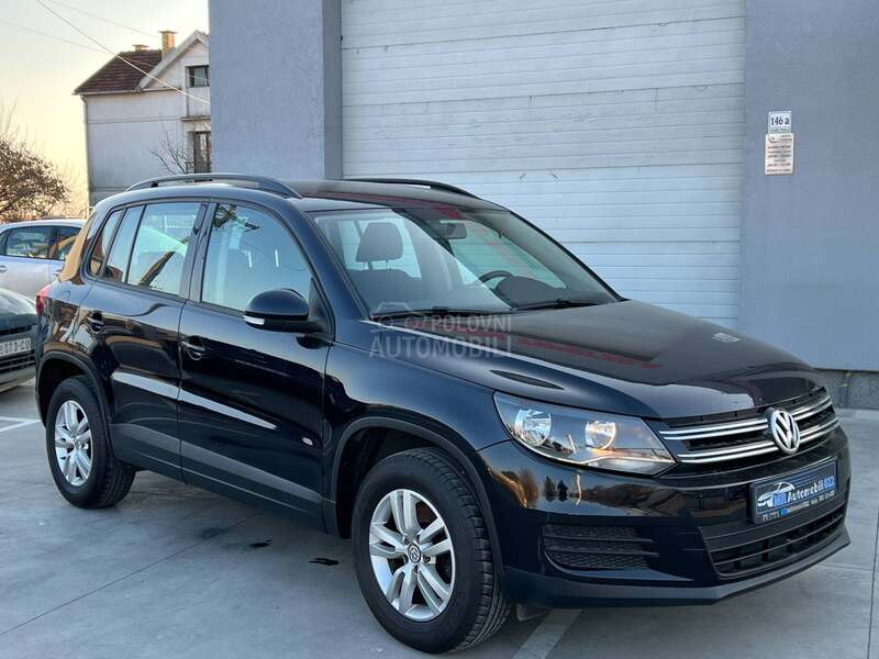 Volkswagen Tiguan 2.0TDI BLUEMOTIO/NAV
