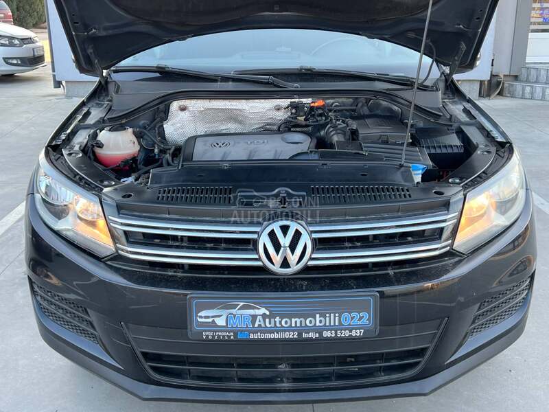 Volkswagen Tiguan 2.0TDI BLUEMOTIO/NAV