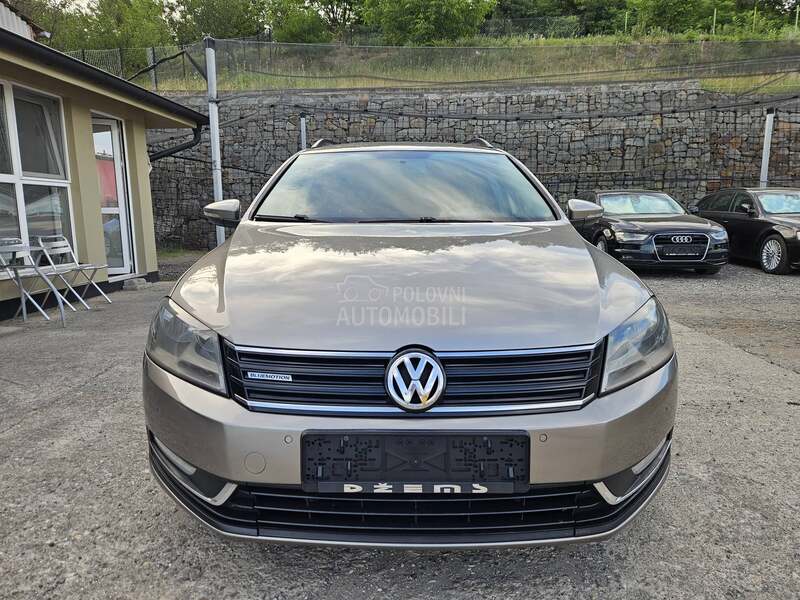 Volkswagen Passat B7 1.6 TDI HIGHLINE